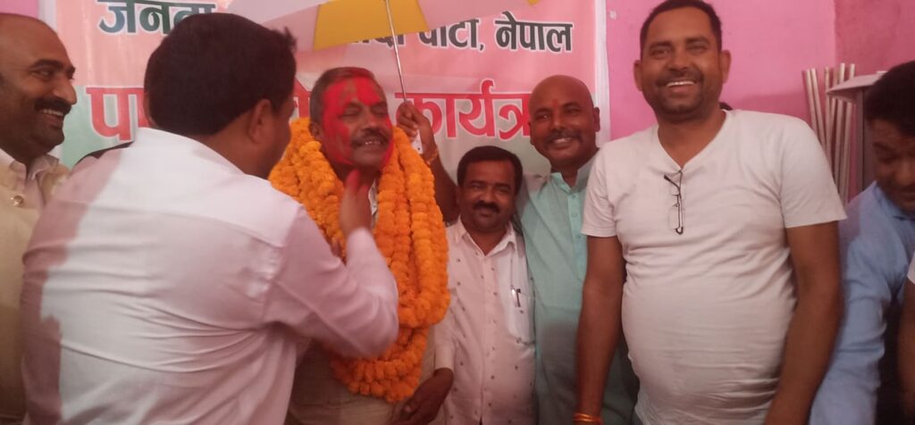 कांग्रेसले टिकट नदिएपछि जसपामा छिरे यादव, जसपाबाट मेयरमा लड्ने